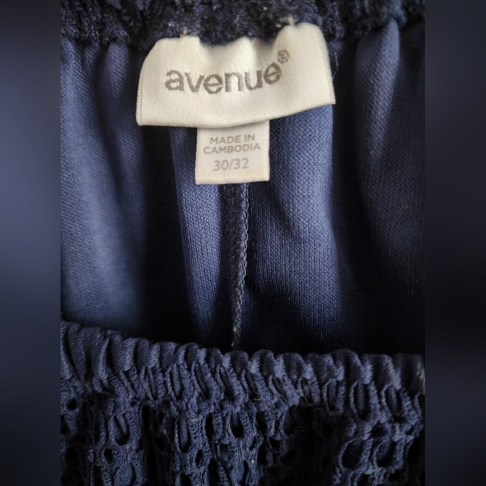 Plus Size Top - Picture 2 of 2